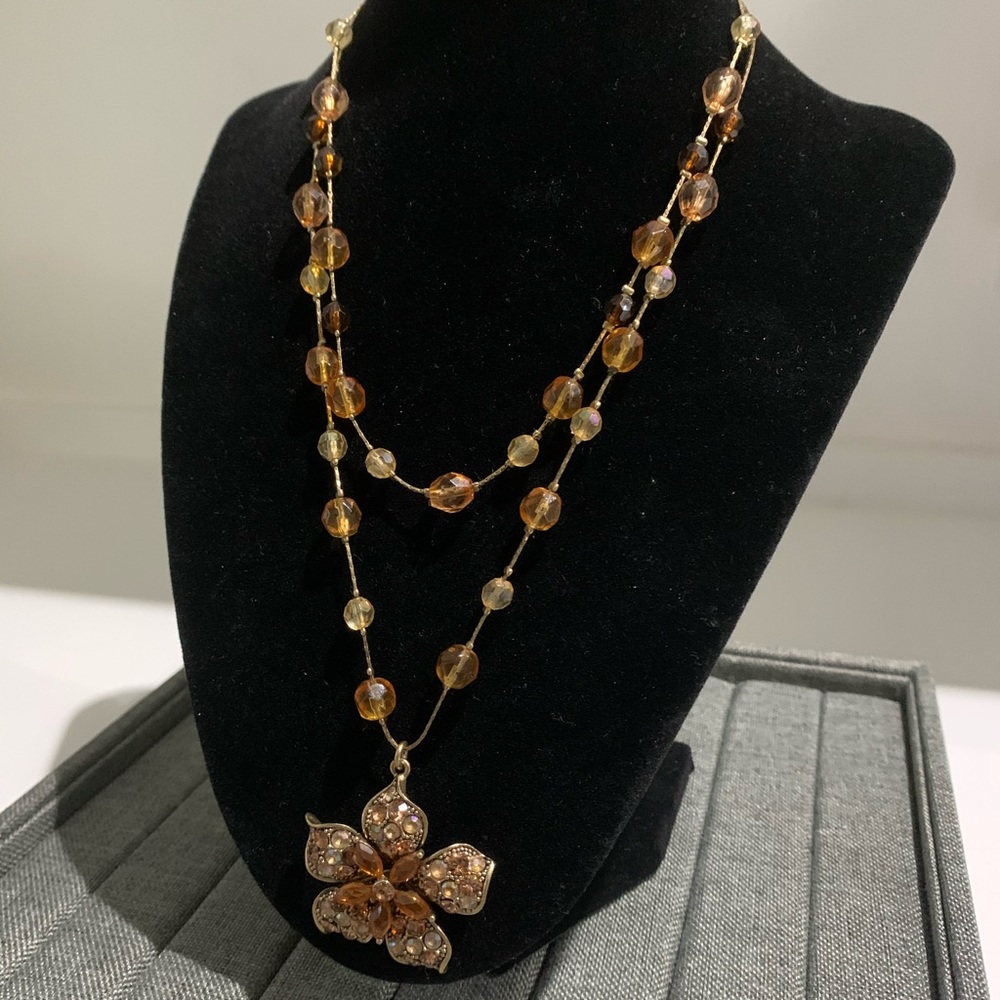 Stamped: LC. Amber flower double chain necklace